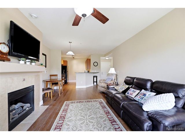 9059 E Panorama Cir B111, Englewood, CO 80112