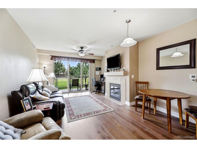 9059 E Panorama Cir B111, Englewood, CO 80112