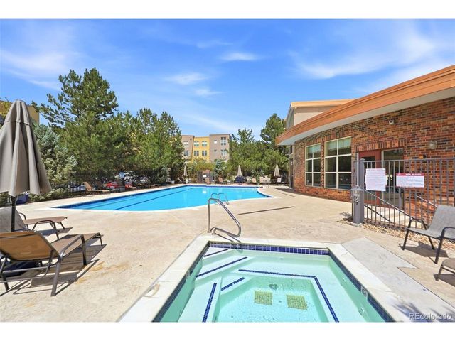 9059 E Panorama Cir B111, Englewood, CO 80112