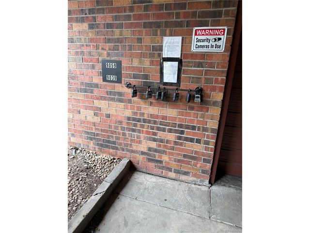 9059 E Panorama Cir B111, Englewood, CO 80112
