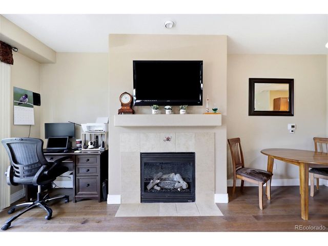 9059 E Panorama Cir B111, Englewood, CO 80112
