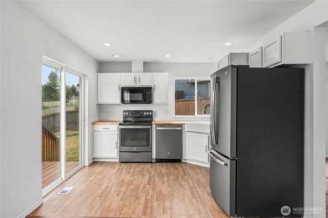 1417 196th Street Ct E, Spanaway, WA 98387