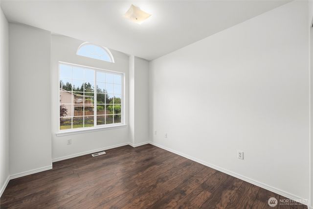 1417 196th Street Ct E, Spanaway, WA 98387