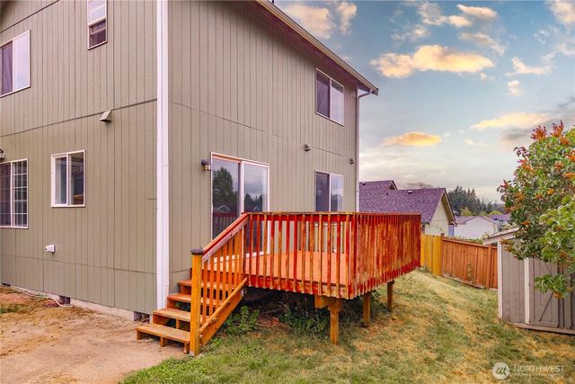 1417 196th Street Ct E, Spanaway, WA 98387