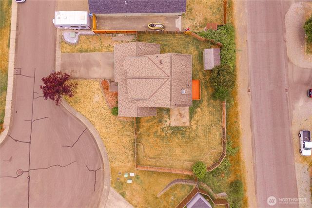 1417 196th Street Ct E, Spanaway, WA 98387