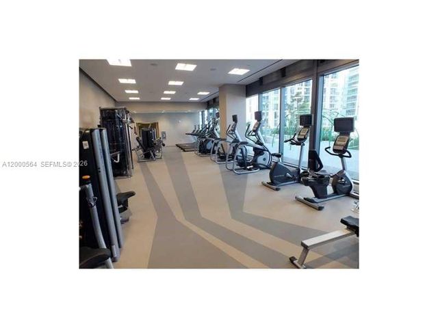 68 SE 6th St 2409, Miami, FL 33131