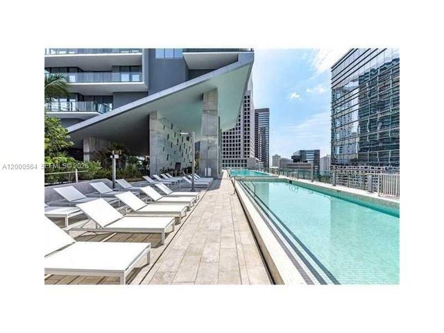 68 SE 6th St 2409, Miami, FL 33131