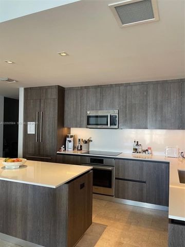 68 SE 6th St 2409, Miami, FL 33131