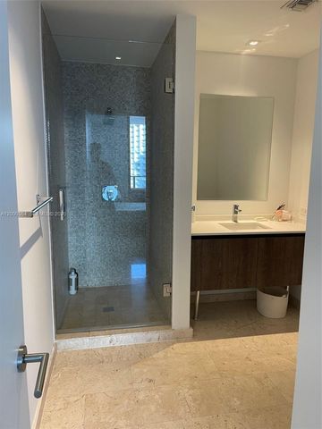 68 SE 6th St 2409, Miami, FL 33131