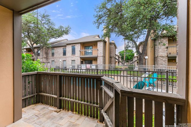 11839 Parliament St Apt 1113, San Antonio, TX 78216