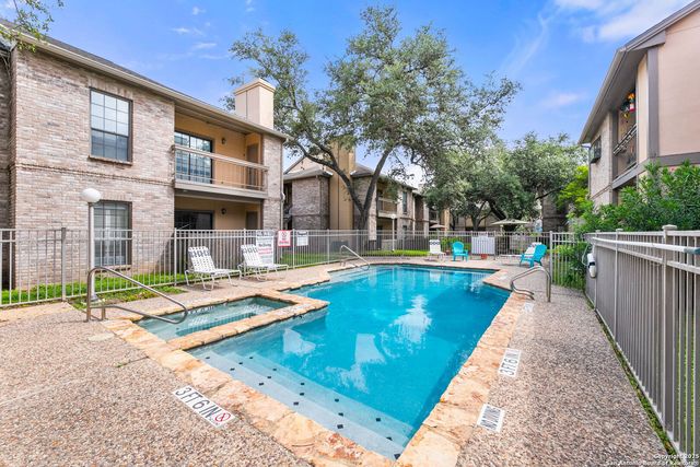 11839 Parliament St Apt 1113, San Antonio, TX 78216