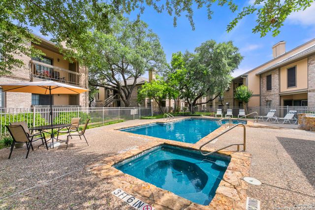 11839 Parliament St Apt 1113, San Antonio, TX 78216