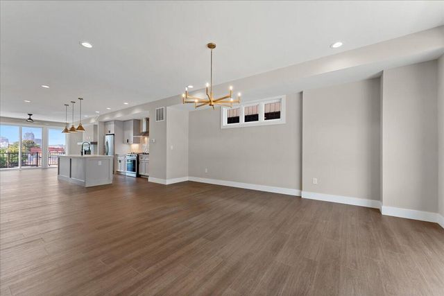 105 W 13th Street, 10, Newport, KY 41071