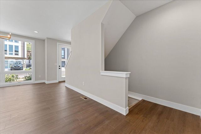 105 W 13th Street, 10, Newport, KY 41071
