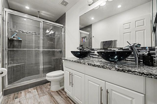 5684 SYCAMORE CANYON DRIVE, Kissimmee, FL 34758