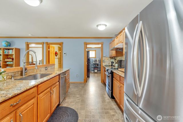 8611 79th Street NE, Marysville, WA 98270