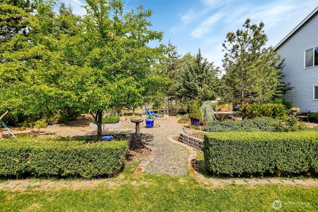 8611 79th Street NE, Marysville, WA 98270