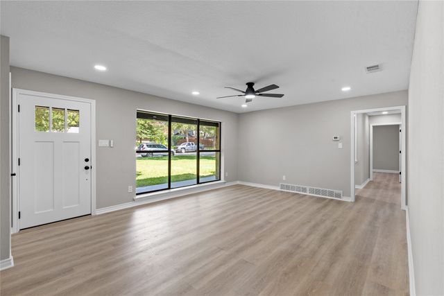 1008 Ross Trail, Arlington, TX 76012