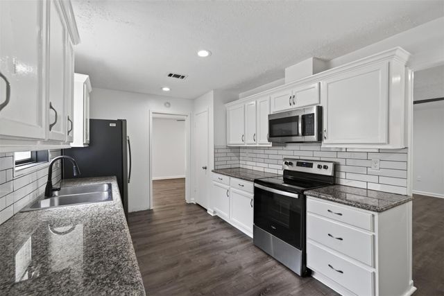 13918 Wickersham Lane, Houston, TX 77077