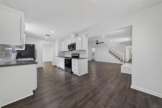 13918 Wickersham Lane, Houston, TX 77077