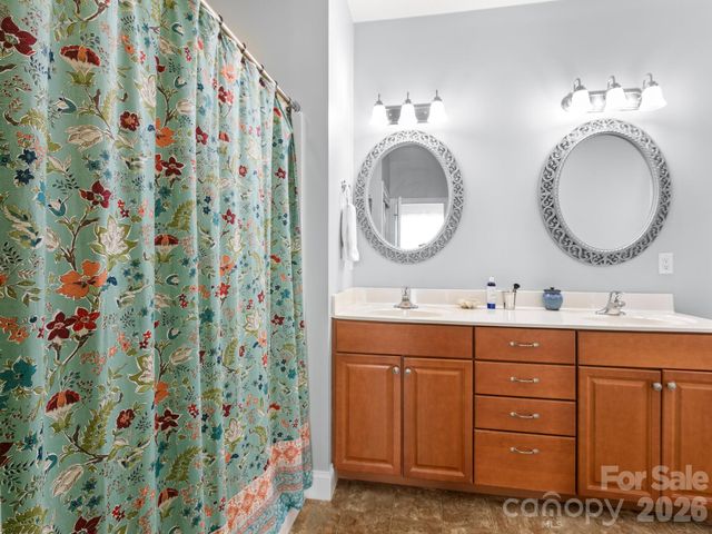 7 Eagle Creek Trail S, Flat Rock, NC 28731