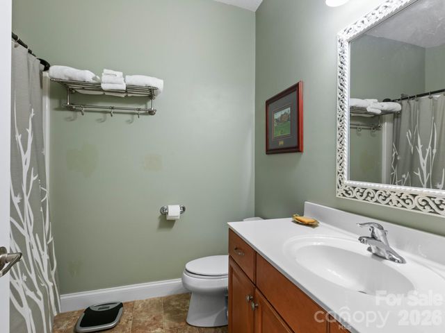 7 Eagle Creek Trail S, Flat Rock, NC 28731