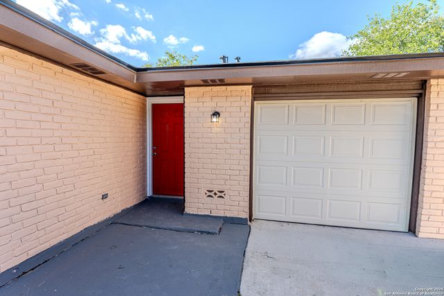 6913 Forest Meadow, San Antonio, TX 78240