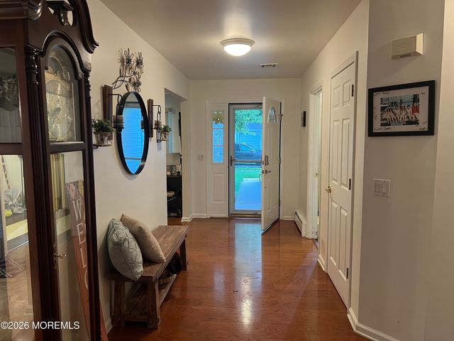 102 Clear Lake Road, Whiting, NJ 08759