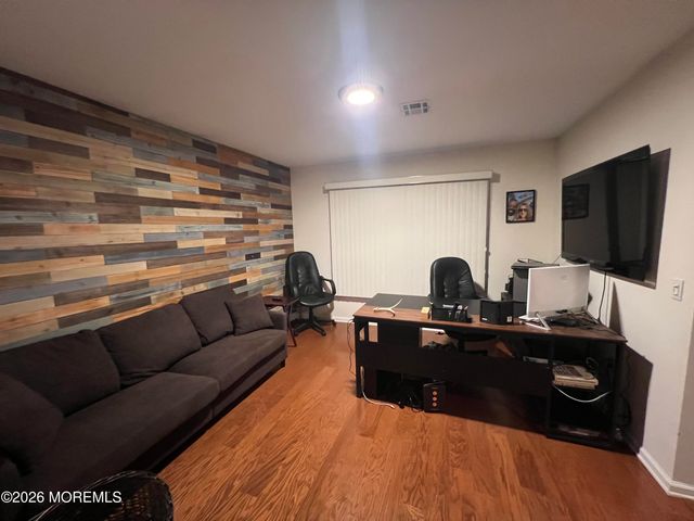 102 Clear Lake Road, Whiting, NJ 08759