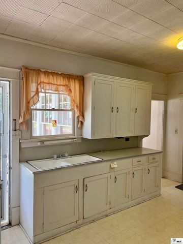 1402 BOSWORTH STREET, Winnsboro, LA 71295