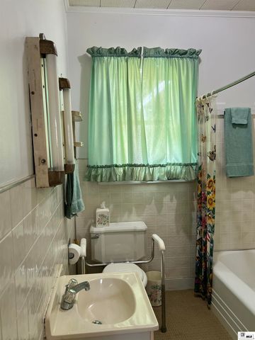 1402 BOSWORTH STREET, Winnsboro, LA 71295