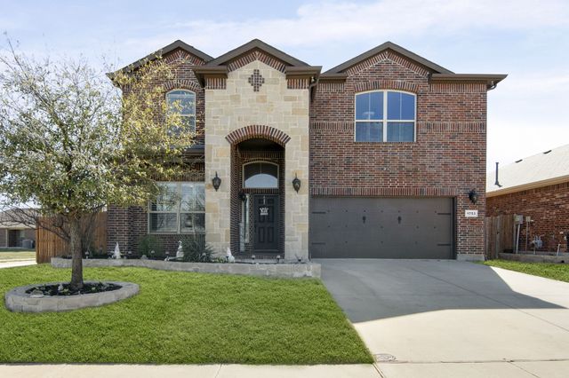 1753 Rio Penasco Road, Fort Worth, TX 76052