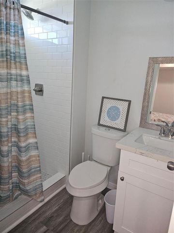 1226 Highway 87, Gilchrist, TX 77617