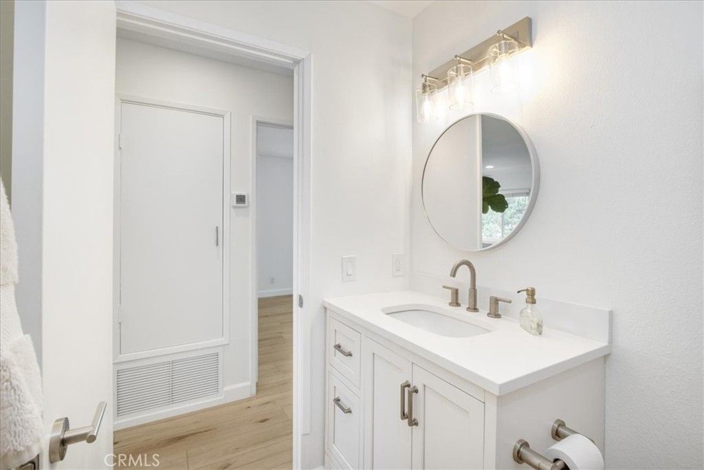 Image 15 of property listing at 113 Tarocco, Irvine, CA 92618