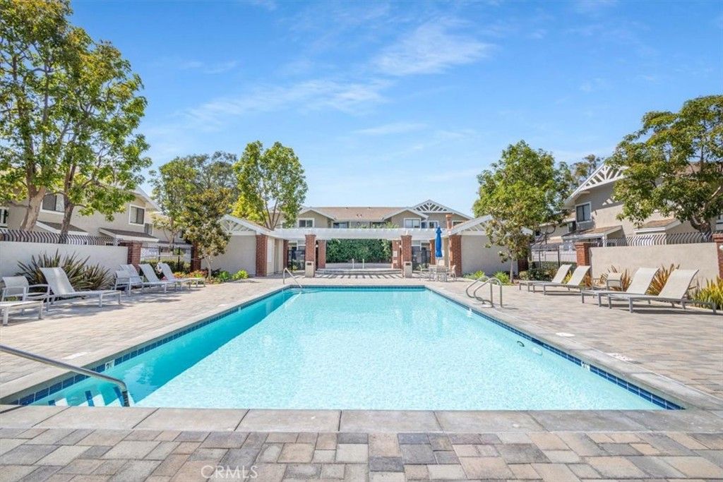 Image 29 of property listing at 113 Tarocco, Irvine, CA 92618