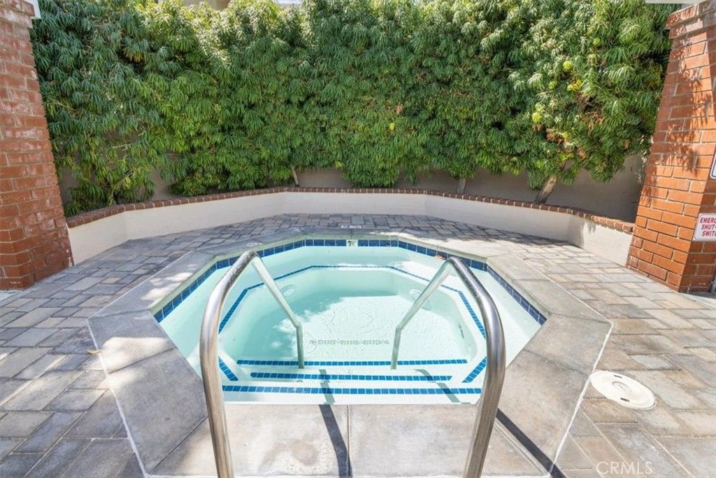 Image 30 of property listing at 113 Tarocco, Irvine, CA 92618