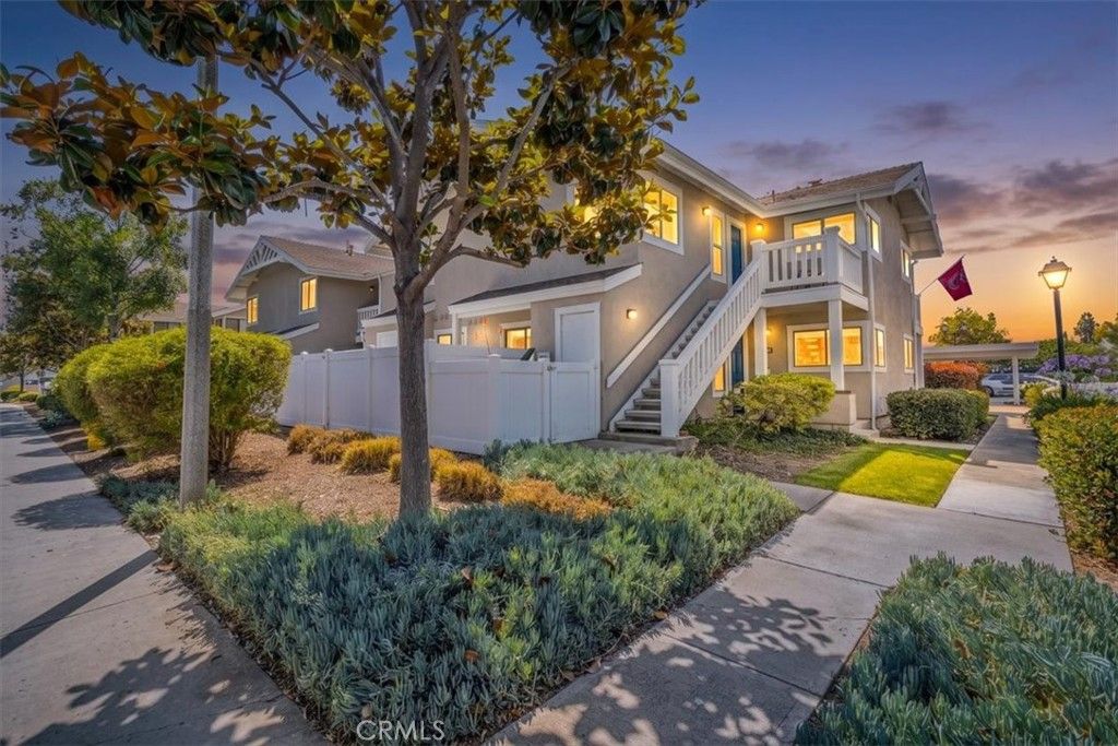 Image 34 of property listing at 113 Tarocco, Irvine, CA 92618