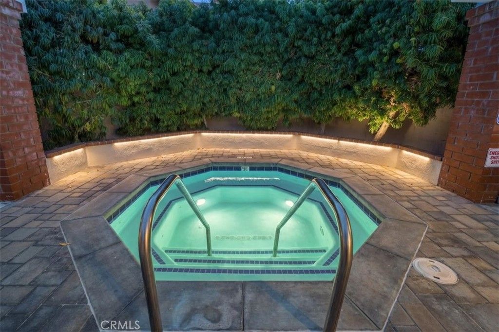 Image 40 of property listing at 113 Tarocco, Irvine, CA 92618