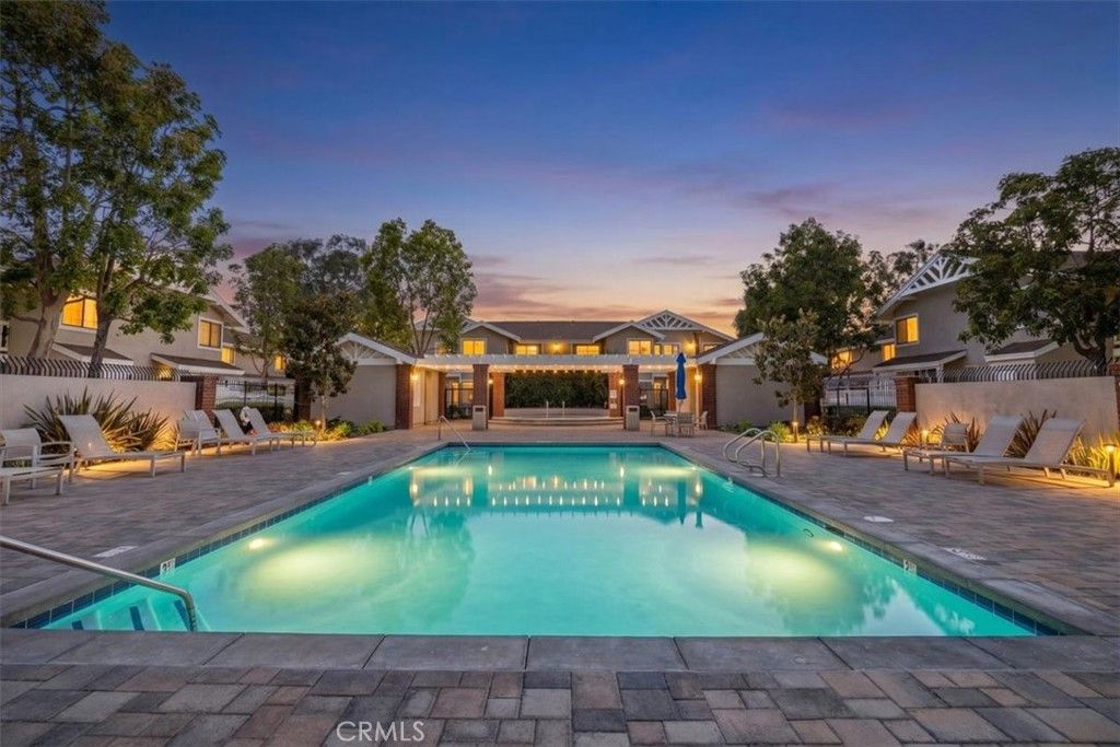 Image 41 of property listing at 113 Tarocco, Irvine, CA 92618
