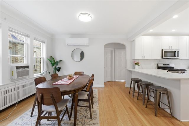 3241 N Normandy Avenue, Chicago, IL 60634