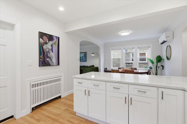 3241 N Normandy Avenue, Chicago, IL 60634