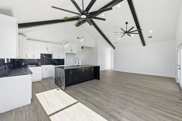 2618 Gooch Street, Dallas, TX 75241