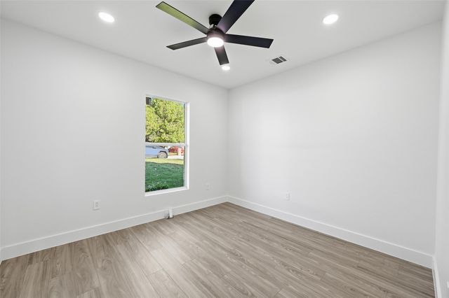 2618 Gooch Street, Dallas, TX 75241