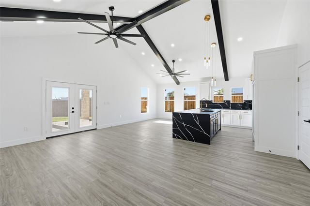 2618 Gooch Street, Dallas, TX 75241