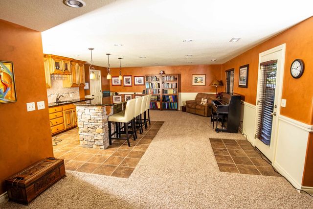 4713 N Spyglass St, Wichita, KS 67226