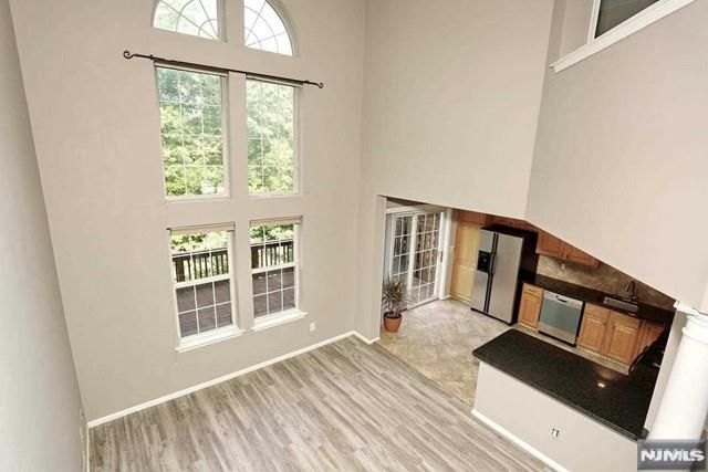 387 Green Mountain Road, Mahwah, NJ 07430