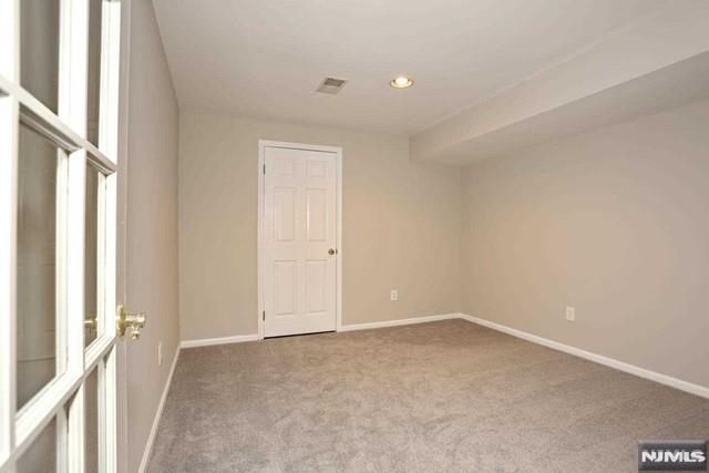 387 Green Mountain Road, Mahwah, NJ 07430