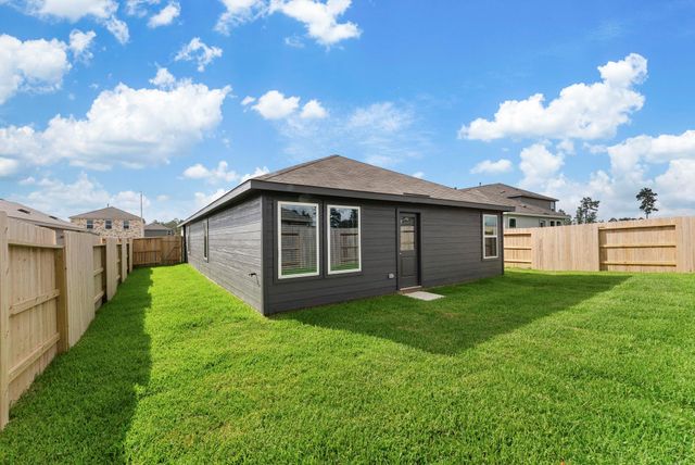 706 Umbrella Tree Drive, Magnolia, TX 77354