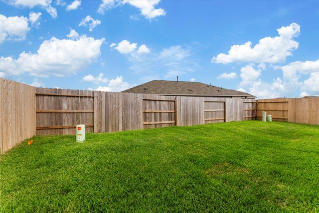 706 Umbrella Tree Drive, Magnolia, TX 77354