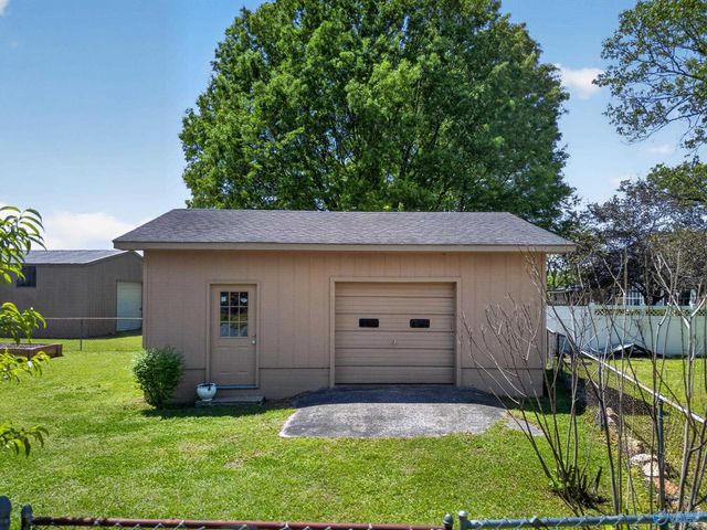 2746 Lister Ferry Road, Southside, AL 35907